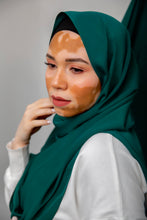 Load image into Gallery viewer, Evergreen - Soft Touch Hijab
